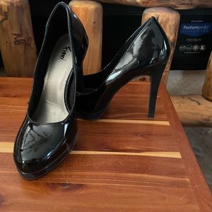 Fiona black high heels